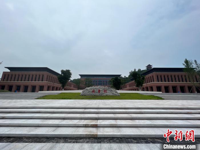 圖為重慶中醫(yī)藥學(xué)院?!$婌?攝 圖為重慶中醫(yī)藥學(xué)院?!$婌?攝